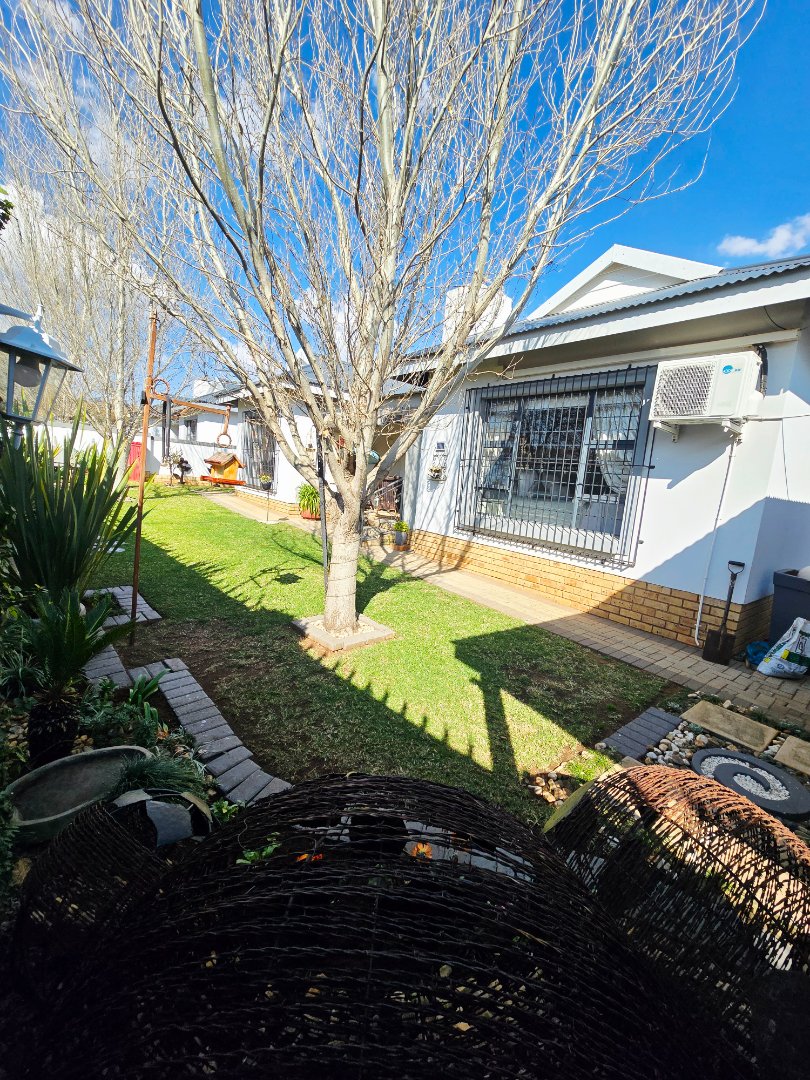 Commercial Property for Sale in Wilkoppies North West